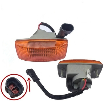 Modelo de camión Howo Howo Wg9925720013/Wg9925720014 Luz del indicador de giro del vehículo 12 meses