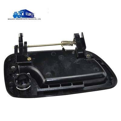 Tamaño estándar de la manija exterior izquierda de la puerta delantera para piezas de carrocería de camiones Foton 1B18061500036