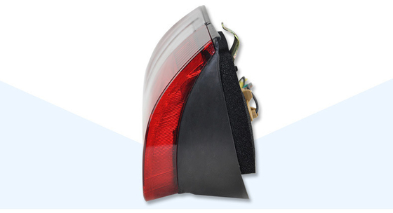 Sistema de iluminación de luces traseras para el conjunto de luces traseras combinadas izquierda y derecha de automóviles de 2019